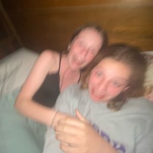 Meet your Posher, Vivien